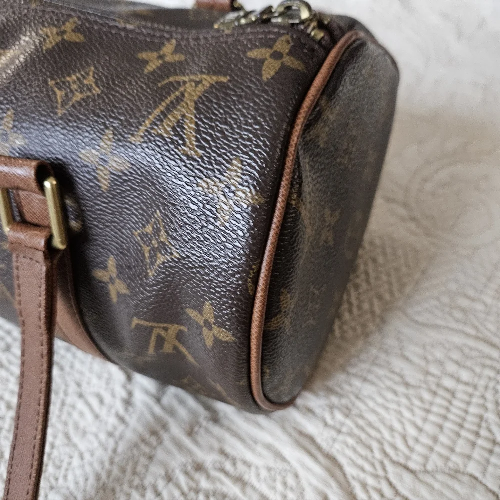 Louis Vuitton Canvas Papillon Handbag Authentic - Picture 5 of 7